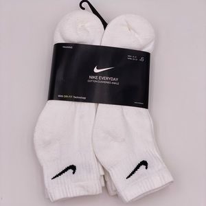Nike Everyday Cotton Cushioned Ankle Training